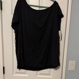 Black Women's Boatneck Top - Classic Everyday Tee